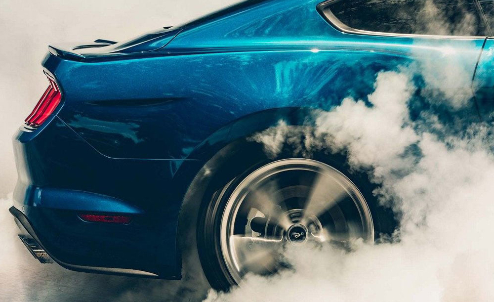 1000×611-Mustang2019-Acelerador