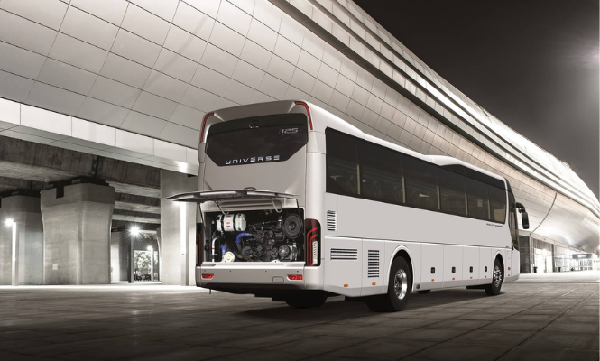 bus-universe-luxury-exterior-1